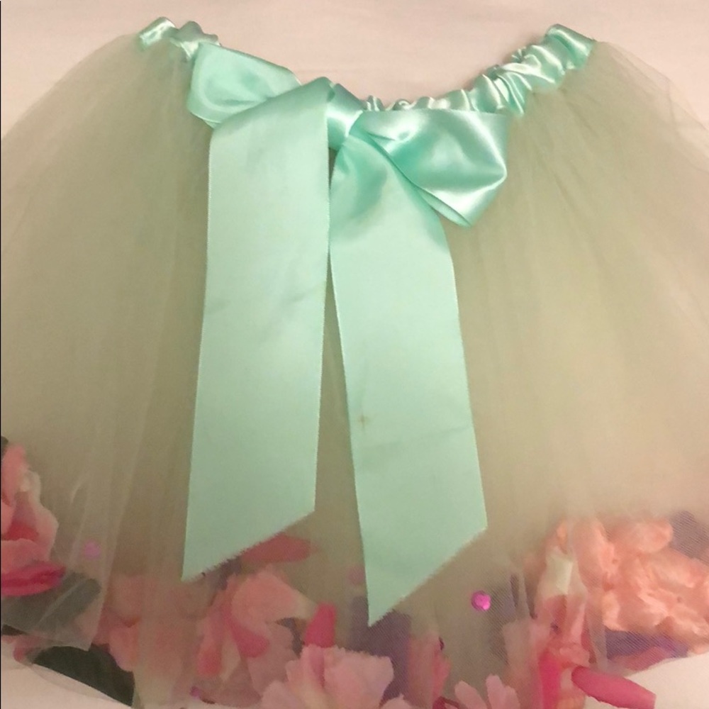 Tutu - Picture 2 of 7